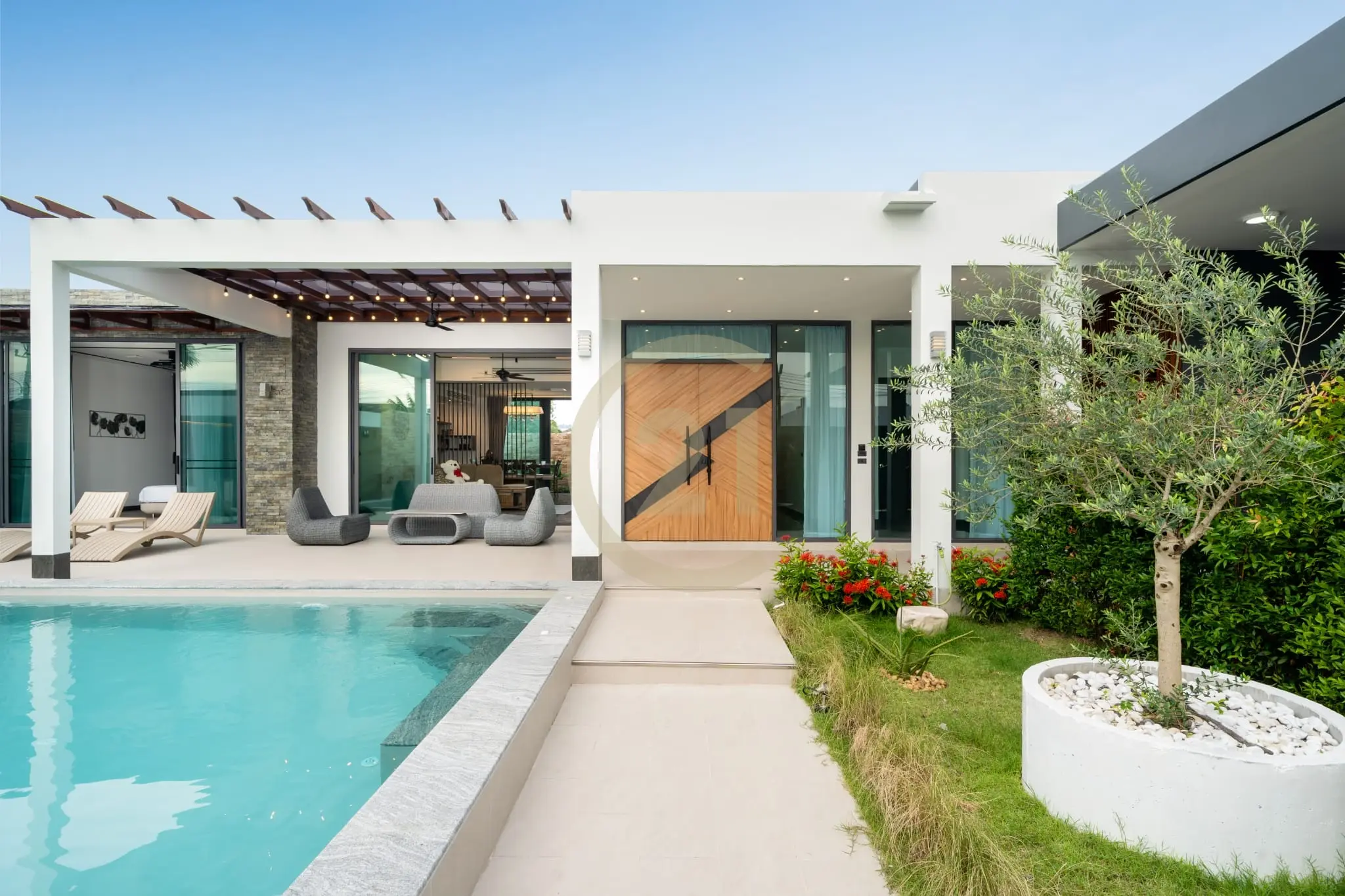 Spacious Modern 4-Bedroom Villa with Pool & Outdoor Living in Thep Krasattri, Phuket