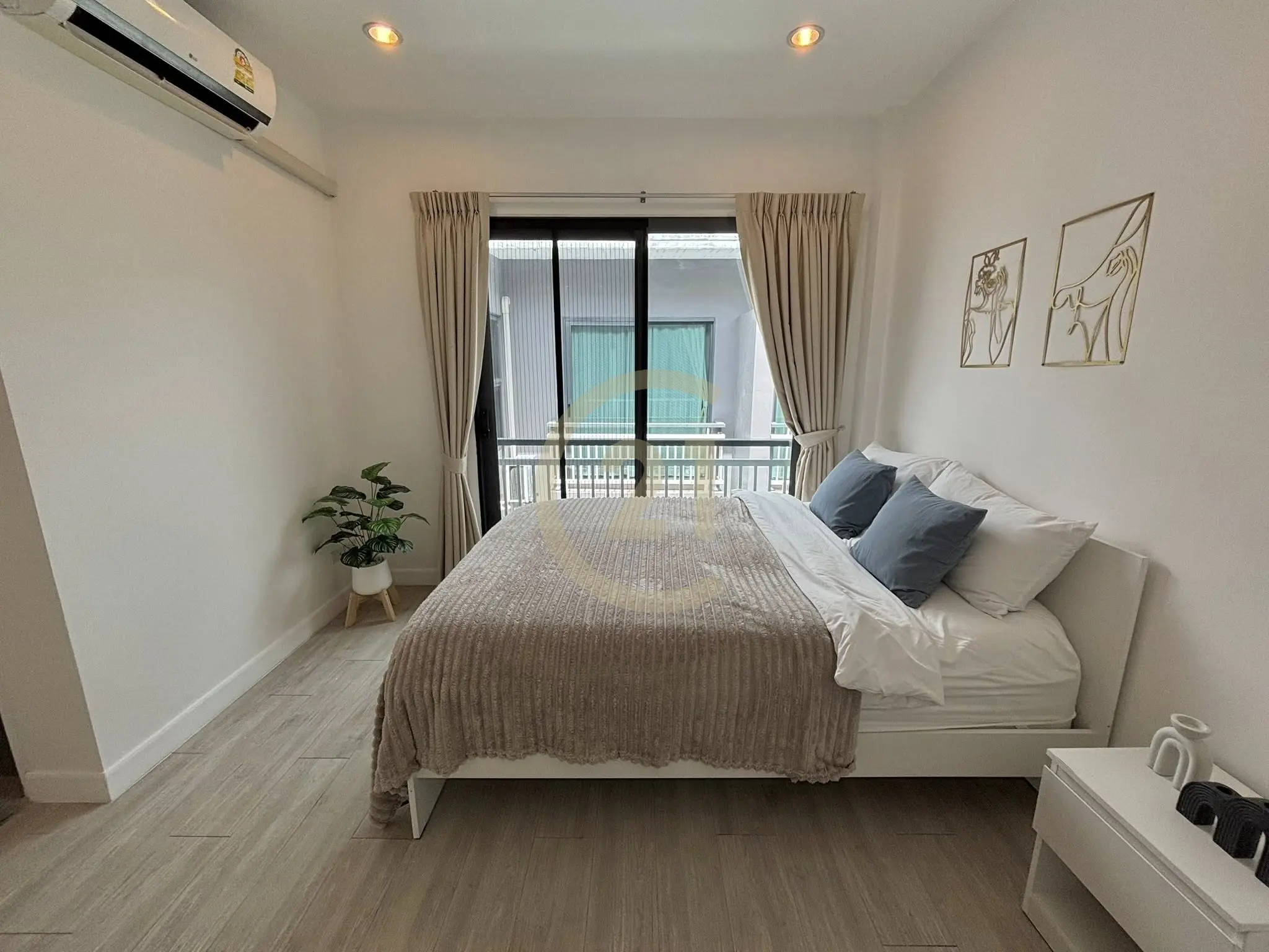 Relaxed 3-Bedroom Townhouse in Thep Krasattri, Phuket