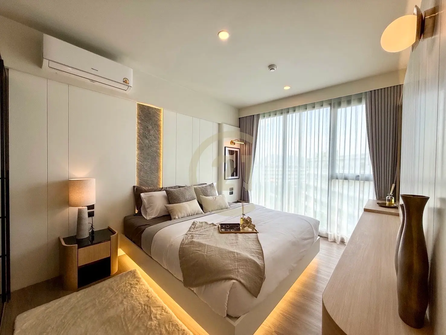 2 Bedrooms Condominium for Sale at The Deck Patong Phuket