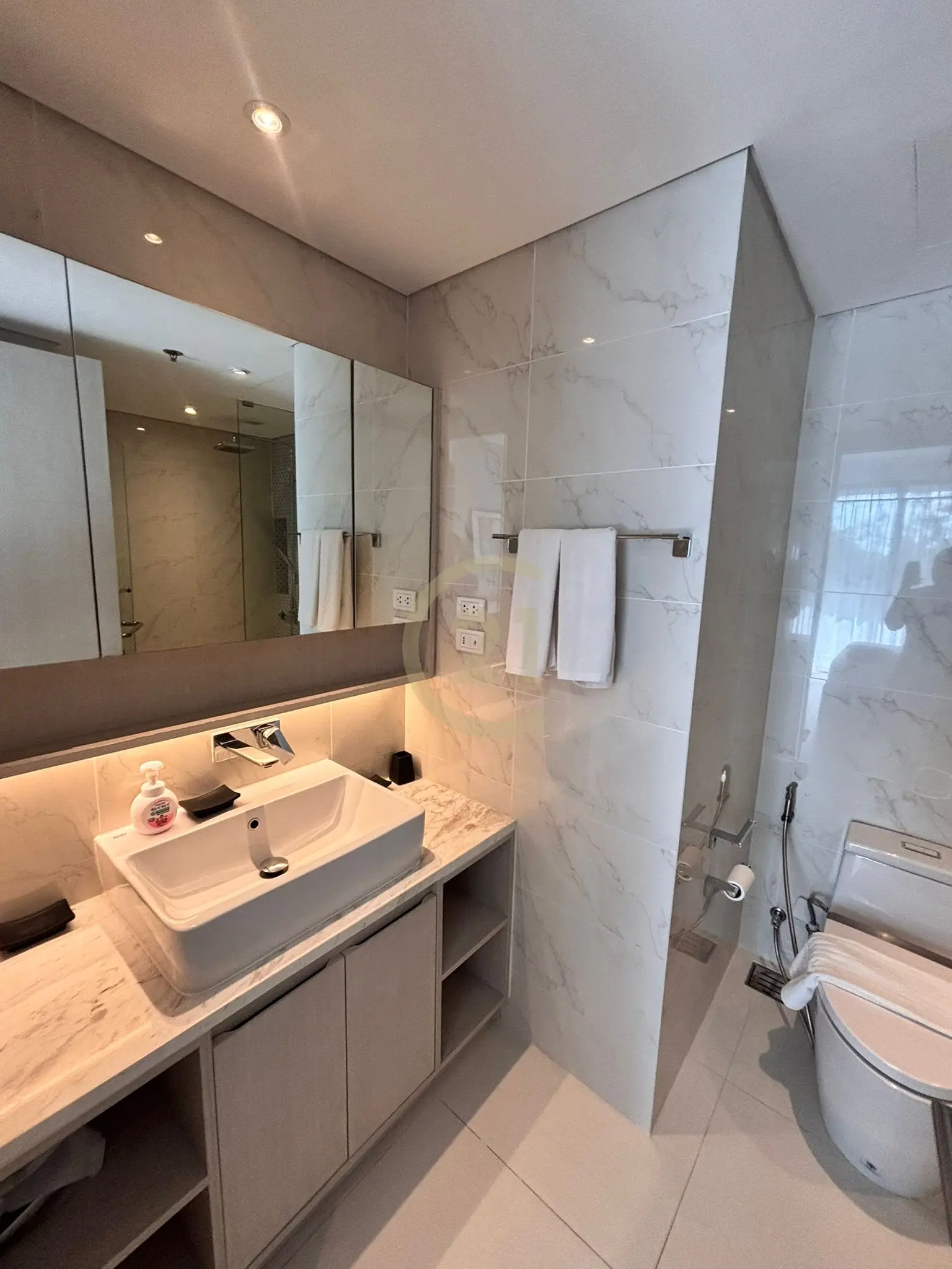 Spacious 2-Bed with Balcony & Water View in Laguna Phuket