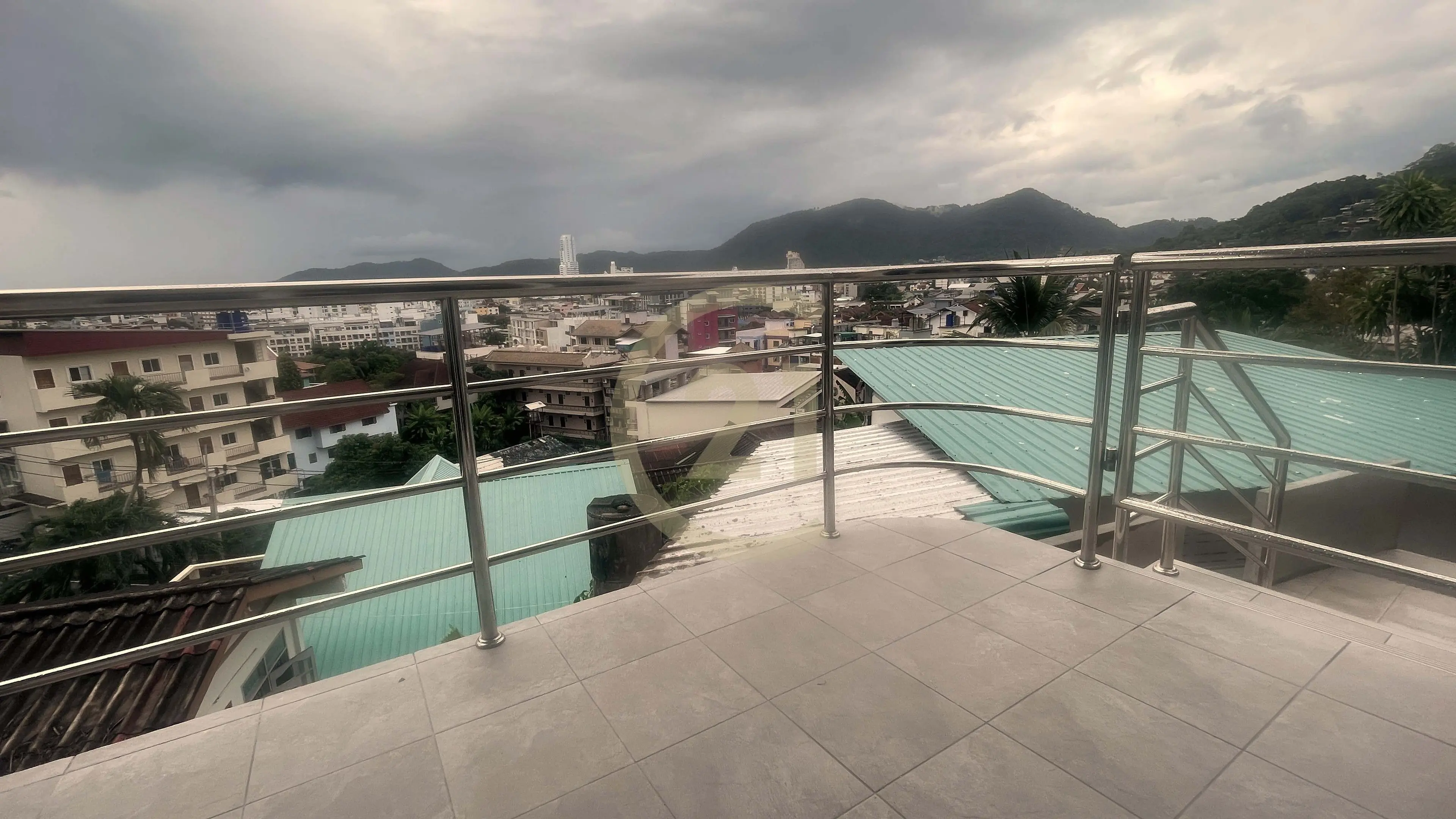 1-Bedroom Apartment for Rent with Sea View – Patong, Phuket