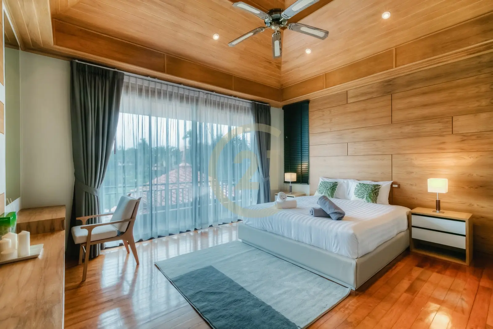 Spacious 5-Bedroom Modern Villa with Pool and Lake View in Laguna