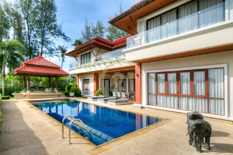 Spacious 5-Bedroom Modern Villa with Pool and Lake View in Laguna