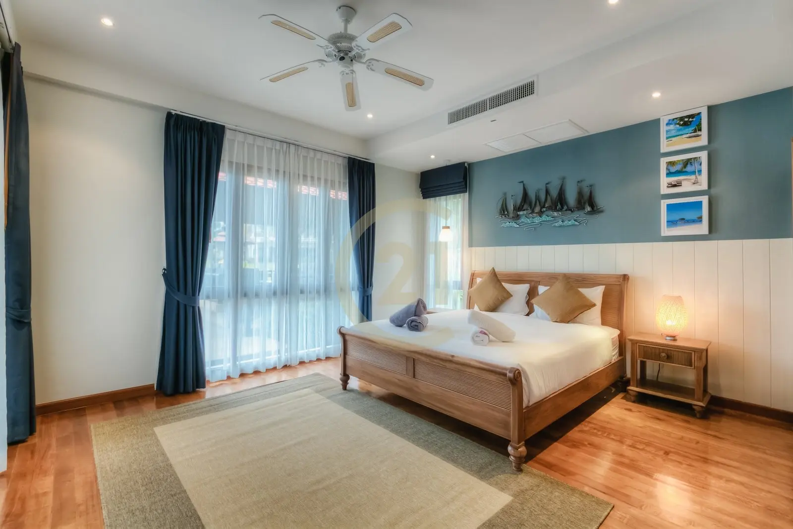 Spacious 5-Bedroom Modern Villa with Pool and Lake View in Laguna
