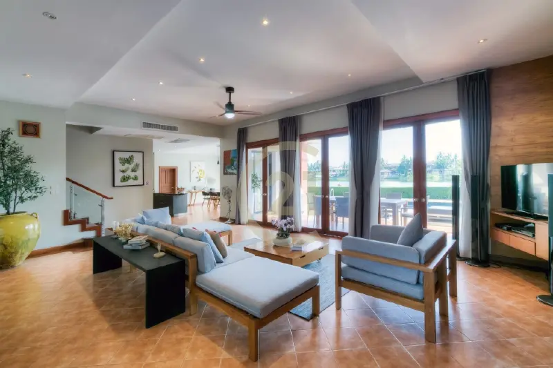 Spacious 5-Bedroom Modern Villa with Pool and Lake View in Laguna
