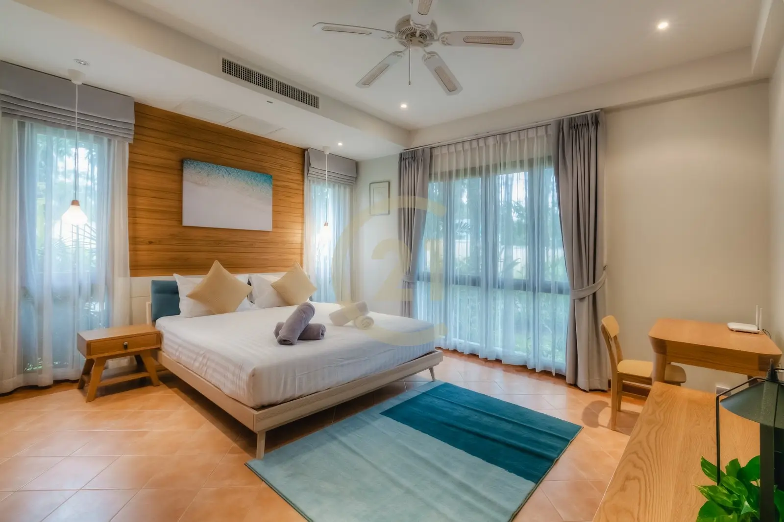 Spacious 5-Bedroom Modern Villa with Pool and Lake View in Laguna