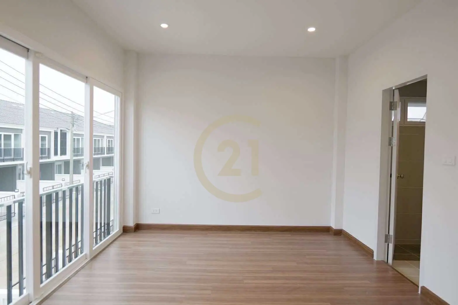 3 Bedroom Modern Twin House for Sale - Supalai Bella Vichit Phuket 