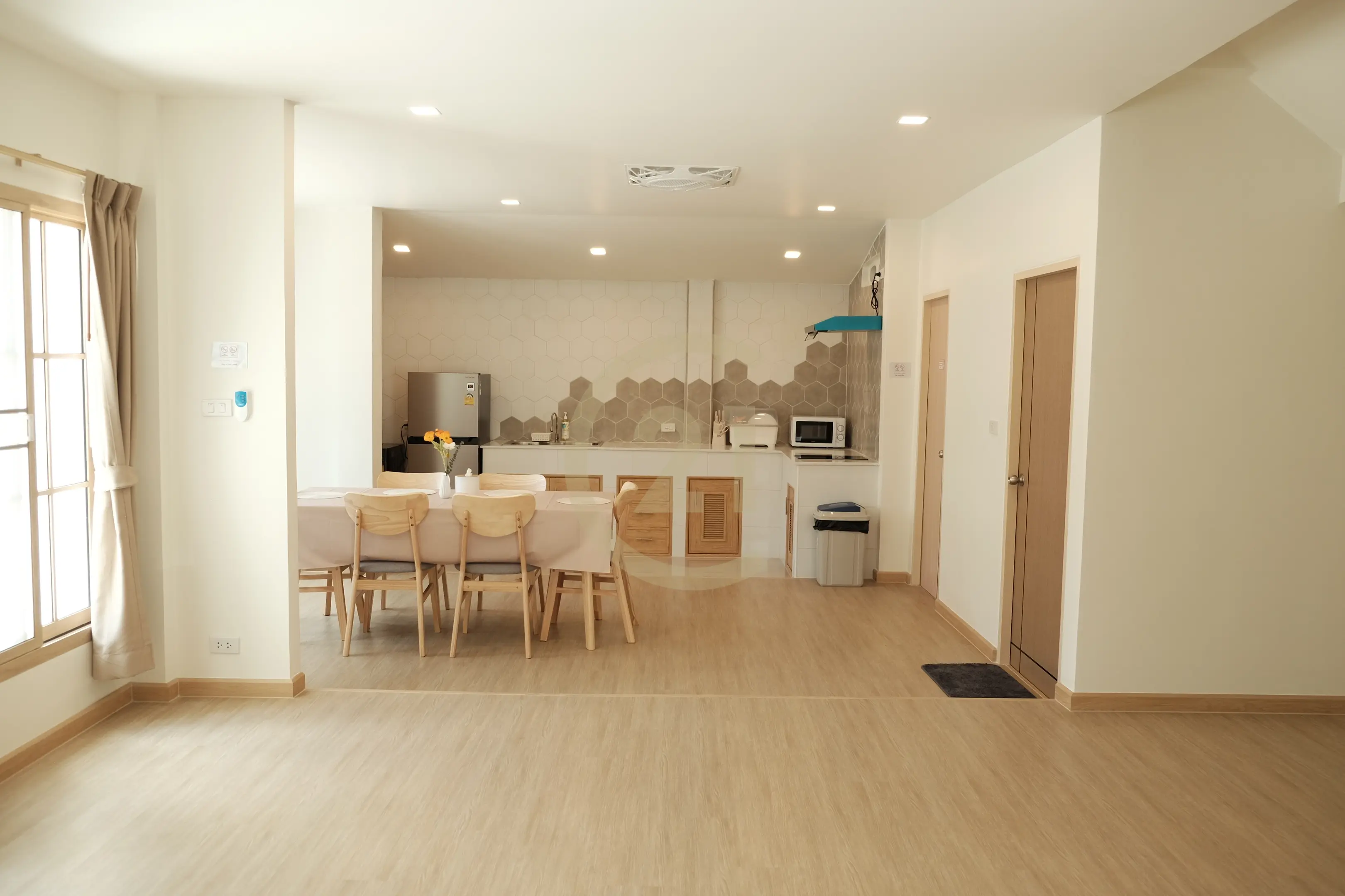 3 Bedrooms Semi-Detached House for Rent – Nanai Road, Patong