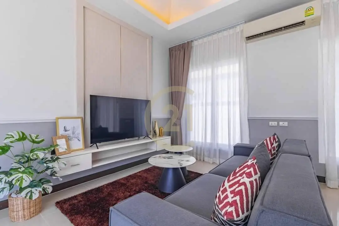 Modern Single-Story Villa with Private Pool and Covered Parking in Rawai, Phuket
