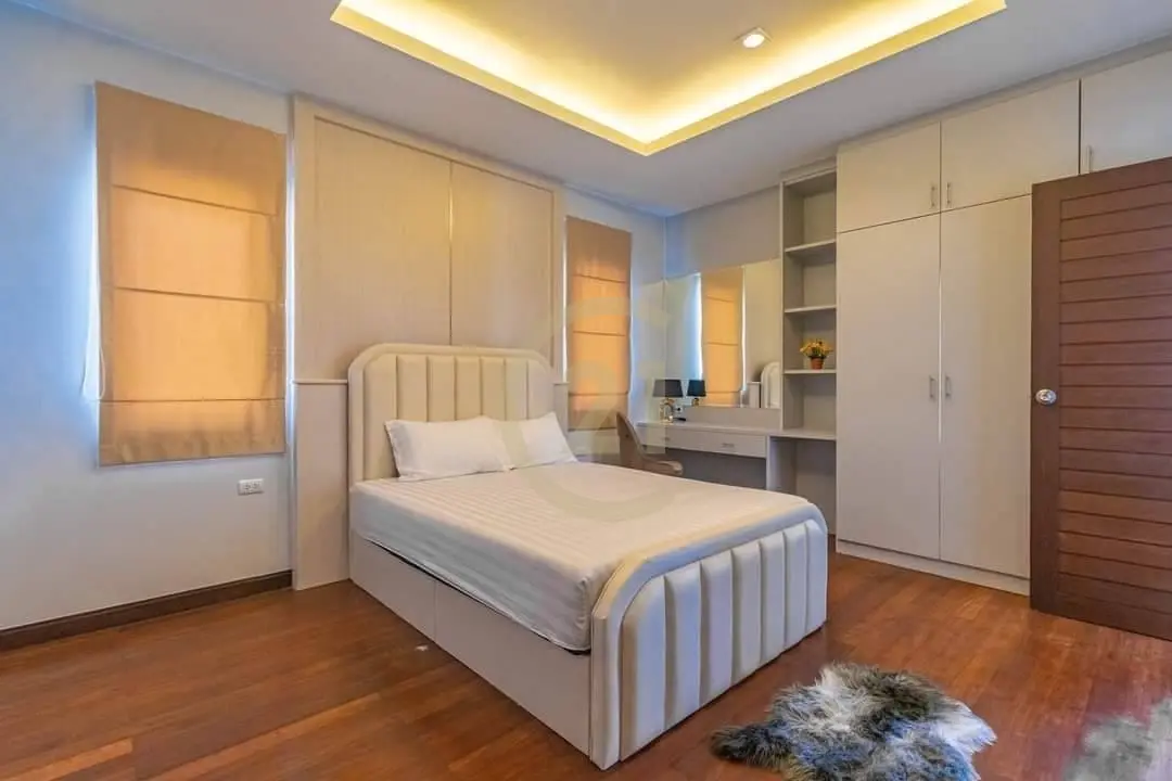 Modern Single-Story Villa with Private Pool and Covered Parking in Rawai, Phuket