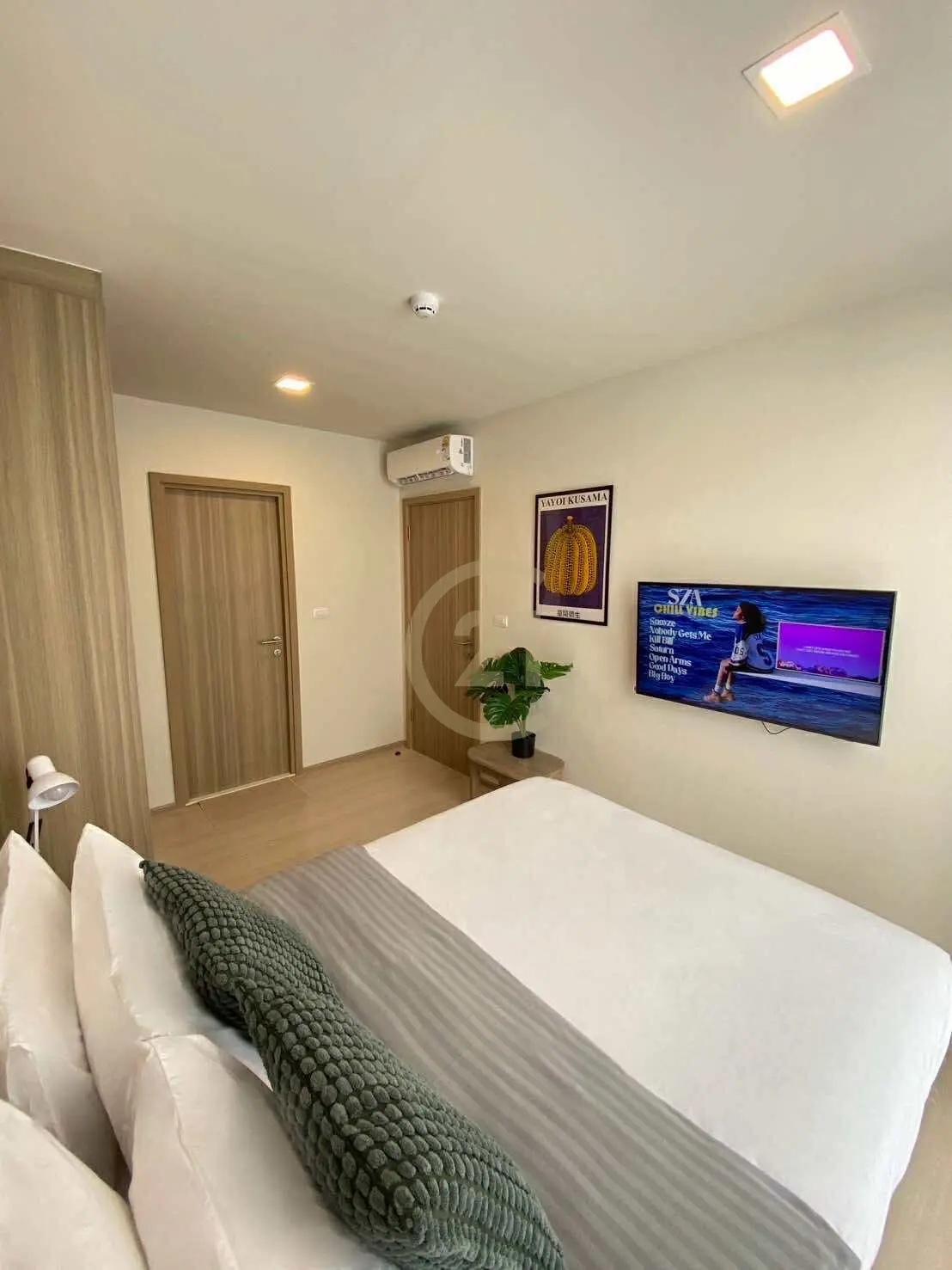 1 Bedrooms Condo Central Phuket  – The Base Rise