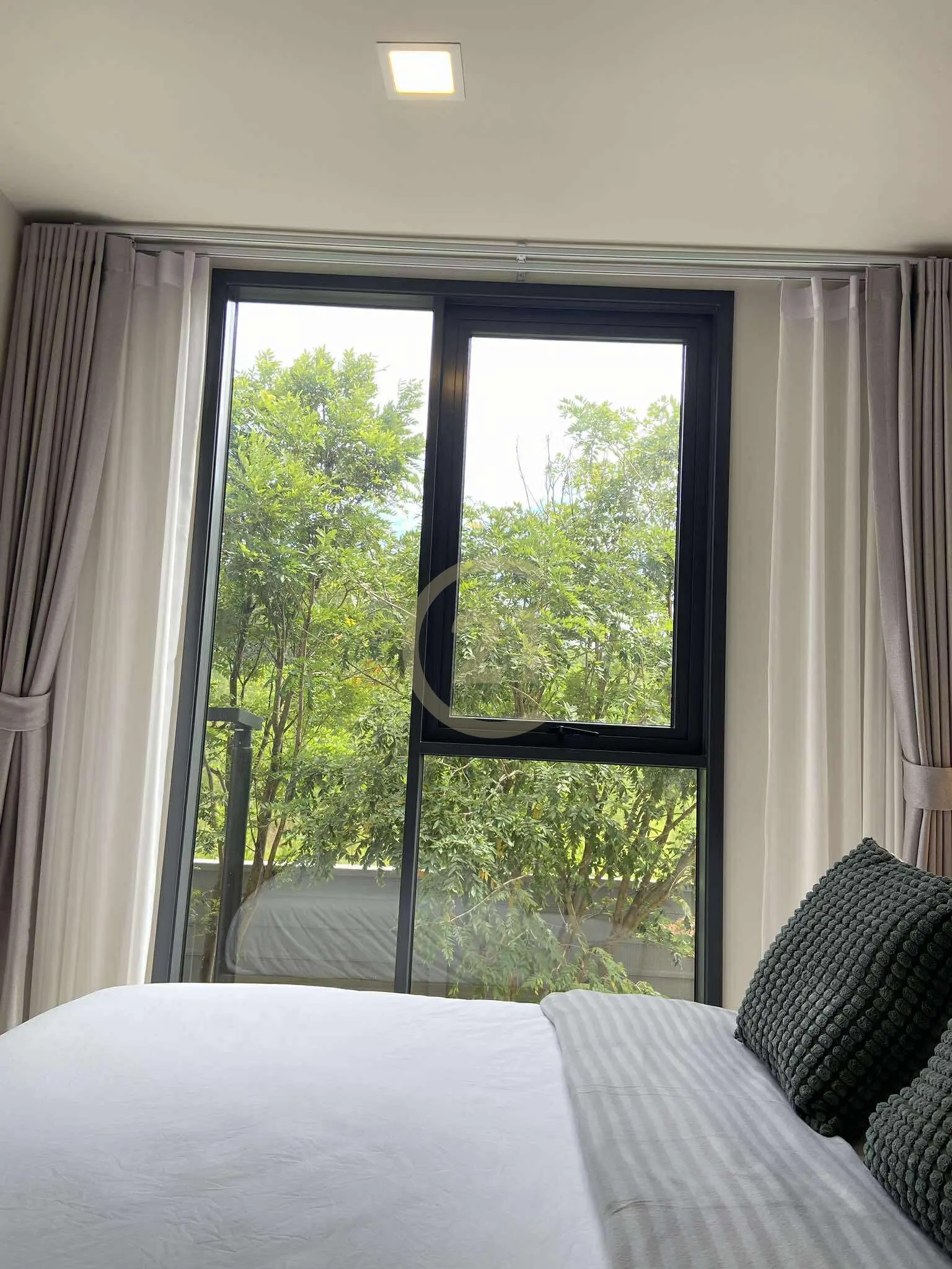 1 Bedrooms Condo Central Phuket  – The Base Rise