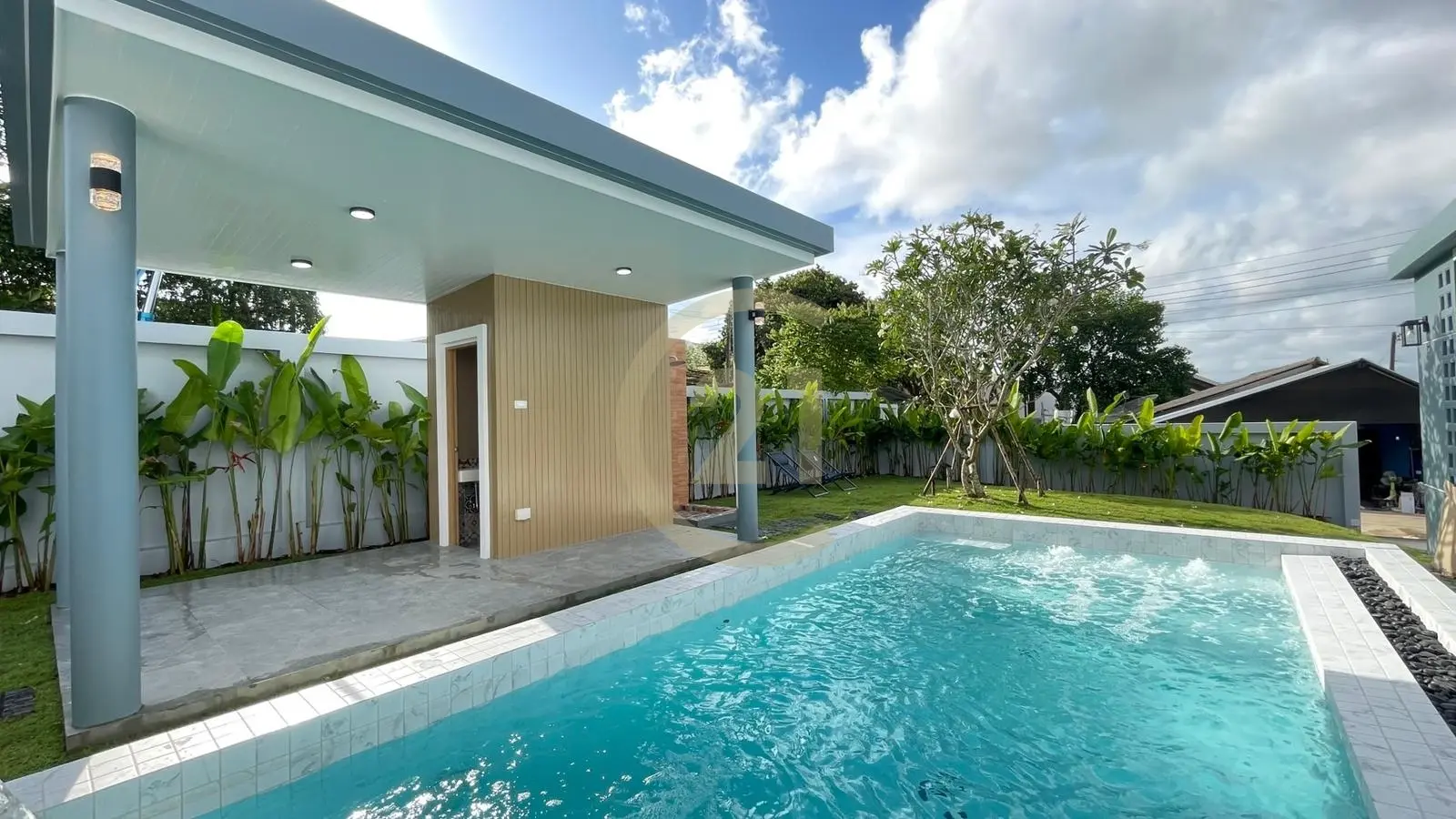 Modern 3-Bedroom Villa with Pool and Spacious Garden in Pasak, Phuket