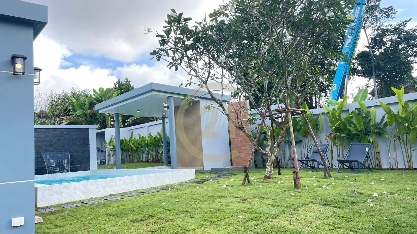 Modern 3-Bedroom Villa with Pool and Spacious Garden in Pasak, Phuket