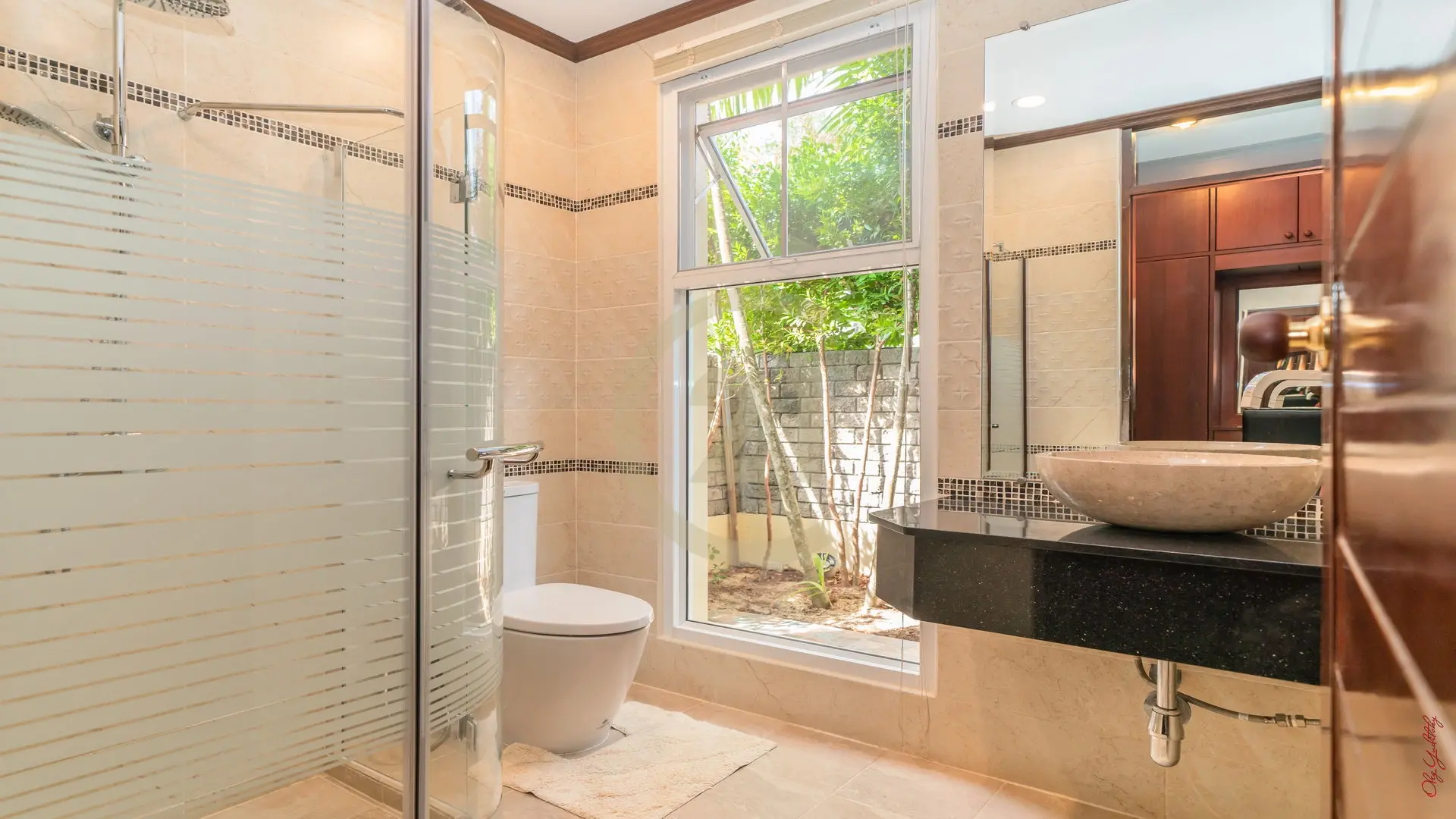 4 Bedroom Luxury Pool Villa for Rent in Ocean Palms