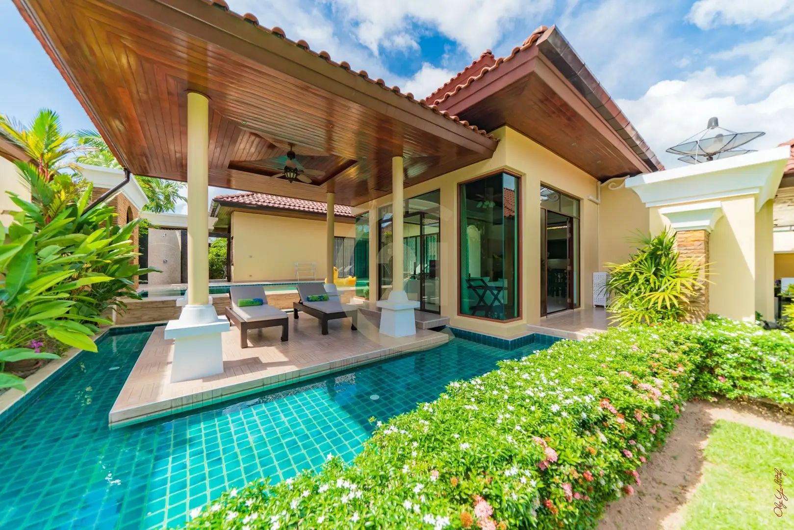 4 Bedroom Luxury Pool Villa for Rent in Ocean Palms