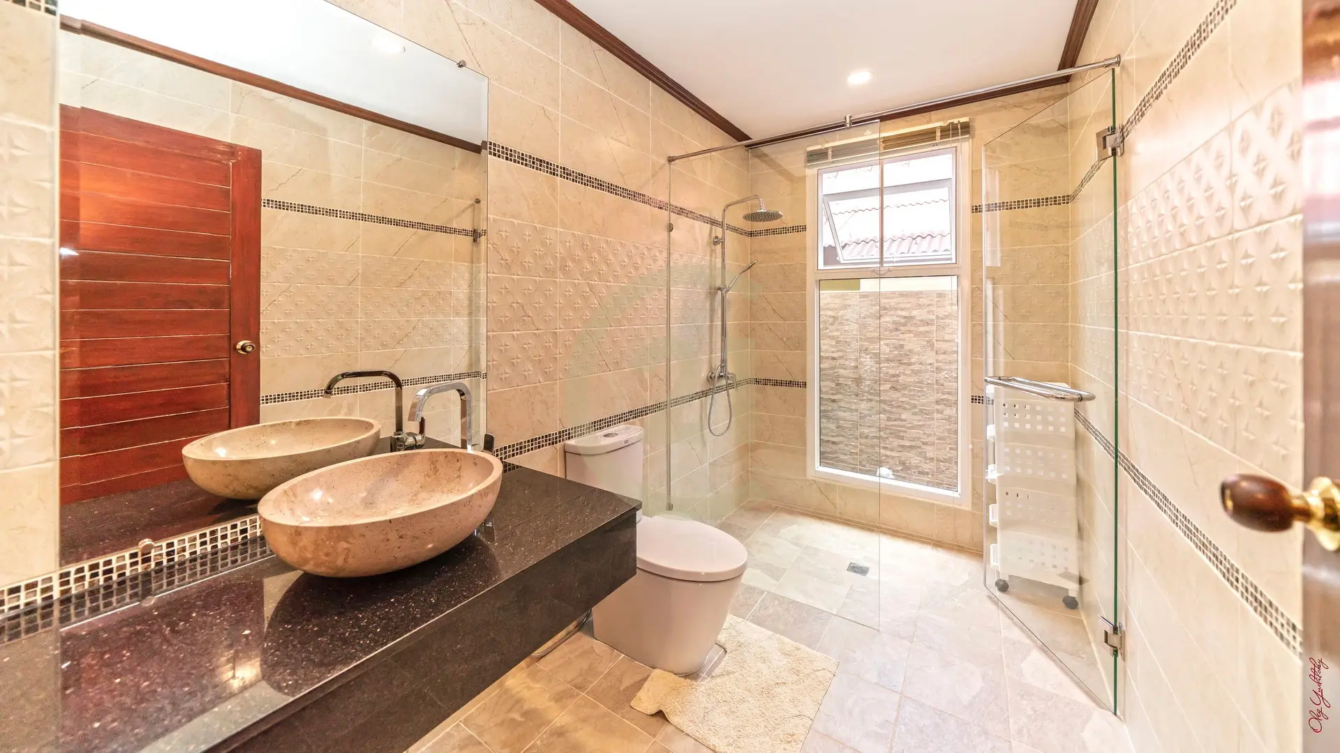 4 Bedroom Luxury Pool Villa for Rent in Ocean Palms