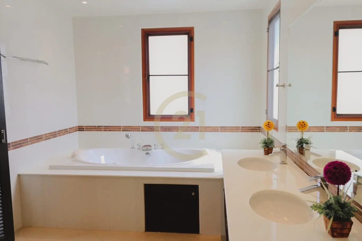 4-Bedroom Villa for Rent in Cherngtalay Soi 4