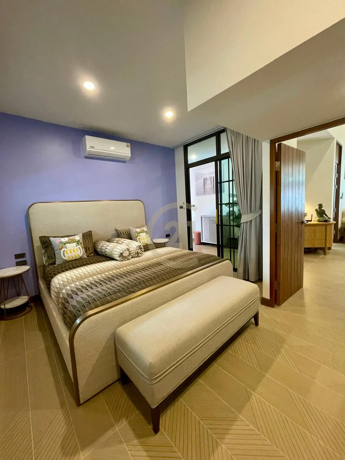 5-Bedroom Private Pool Villa for Rent in Saiyuan, Rawai