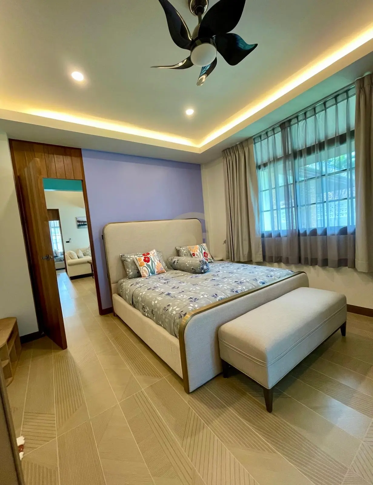 5-Bedroom Private Pool Villa for Rent in Saiyuan, Rawai