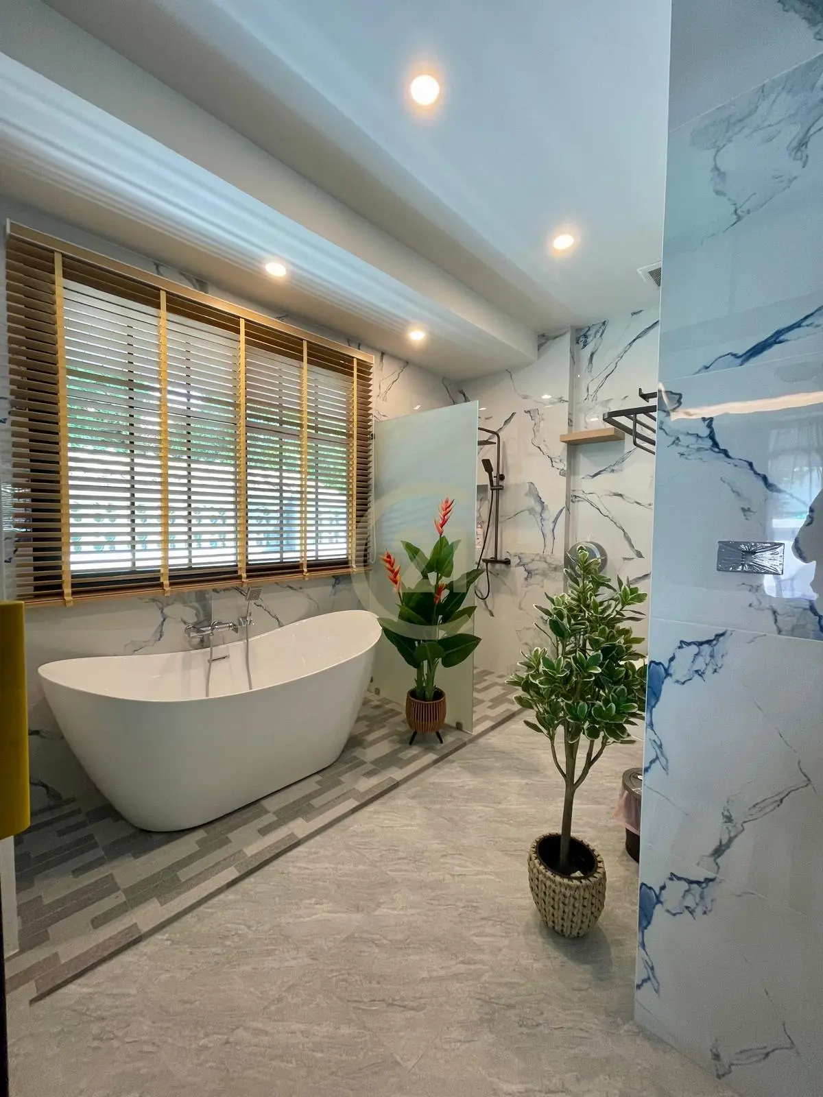 5-Bedroom Private Pool Villa for Rent in Saiyuan, Rawai
