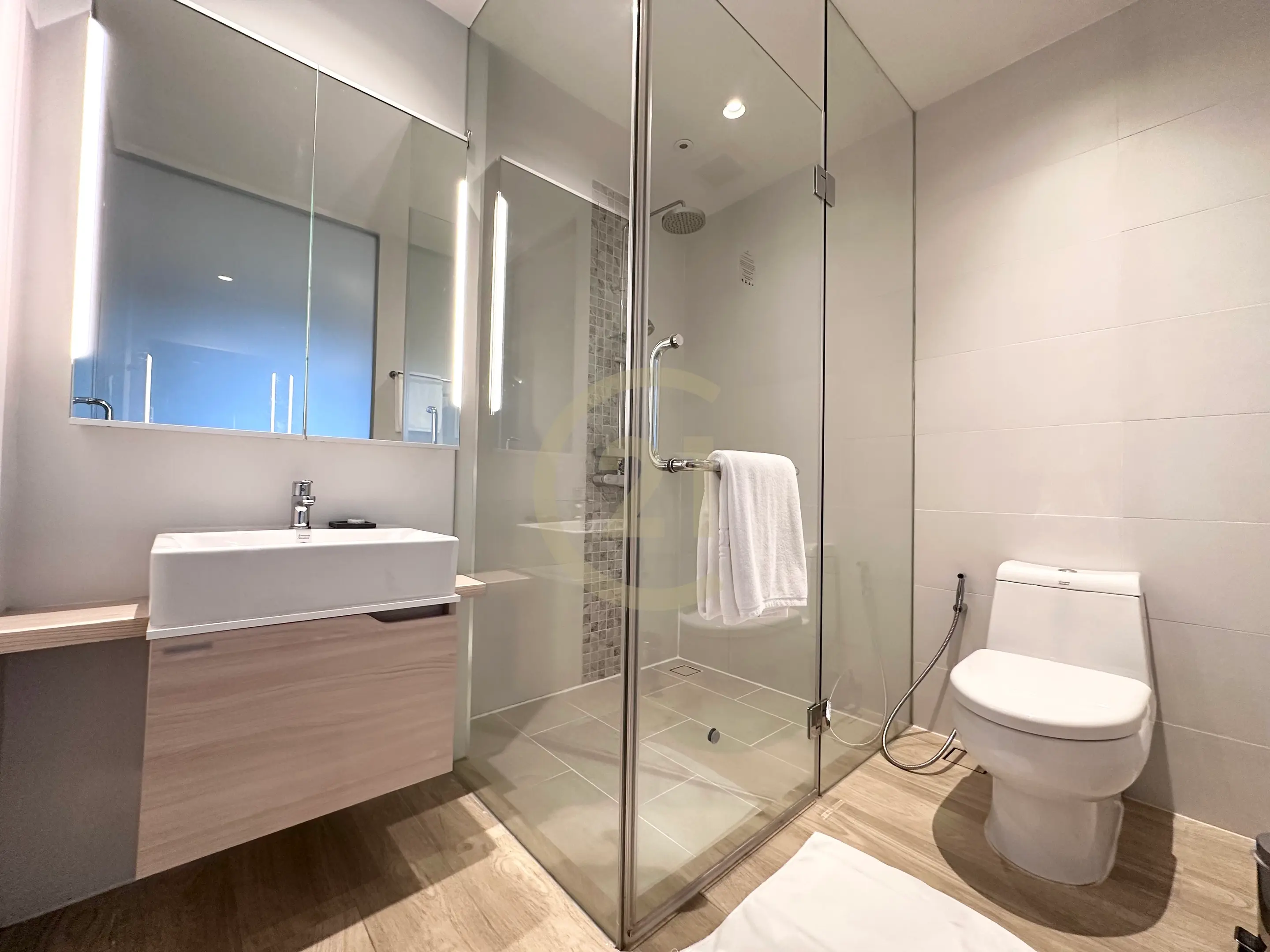  3-Bedroom Pool & Garden View Condo for Sale in Cherng Talay - Diamond Condominium