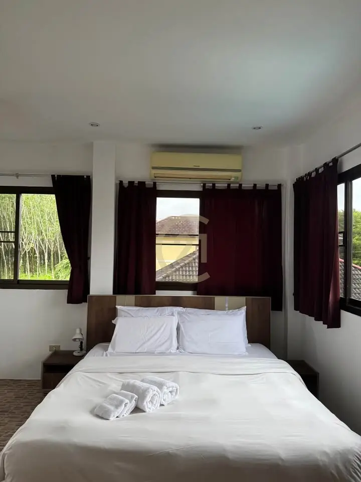 Spacious 4-Bedroom Villa with Private Pool in Pasak, Phuket