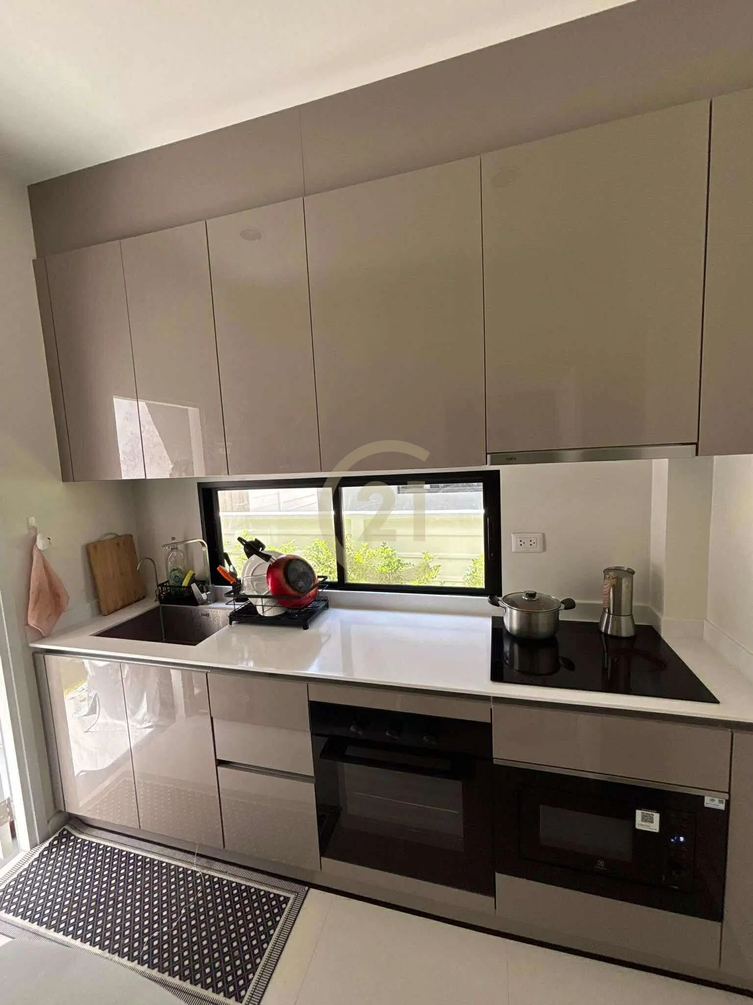 4-Bedroom House for Rent at Crown Estate Dulwich Road, Koh Kaew, Phuket