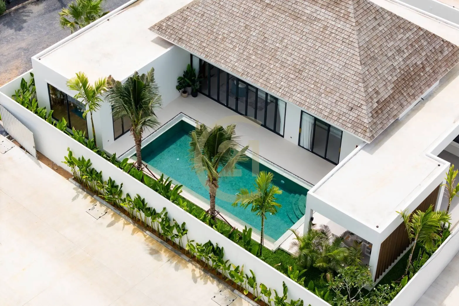 3-5 Bedrooms  Modern Tropical Pool Villas for Sale in Cherng Talay, Phuket - THE WYNN Luxury Villa