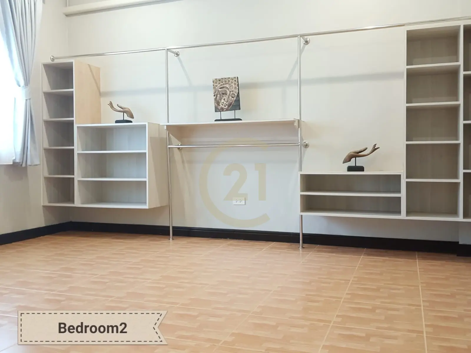 3-Bedroom Private House for Rent in Pasak