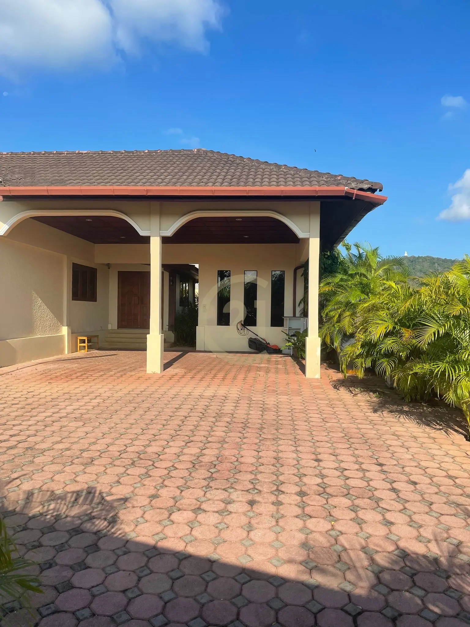 5-Bedroom Pool Villa for Sale or Rent in Rawai, Phuket