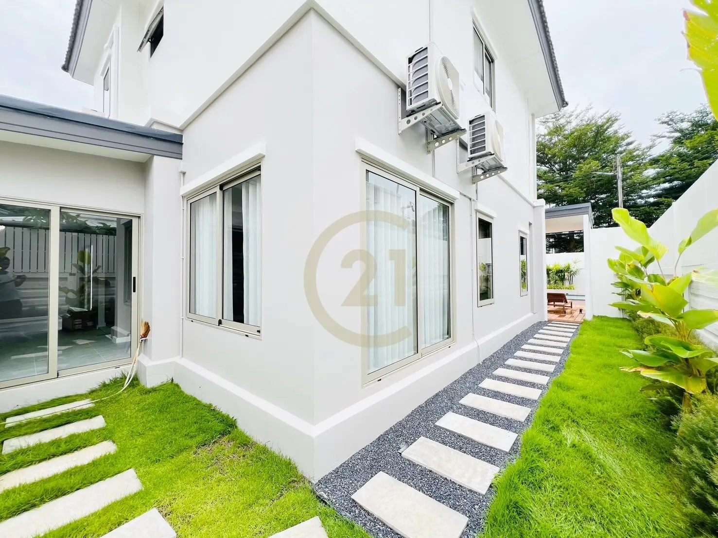 4 Bedroom Villa for Sale in Kathu