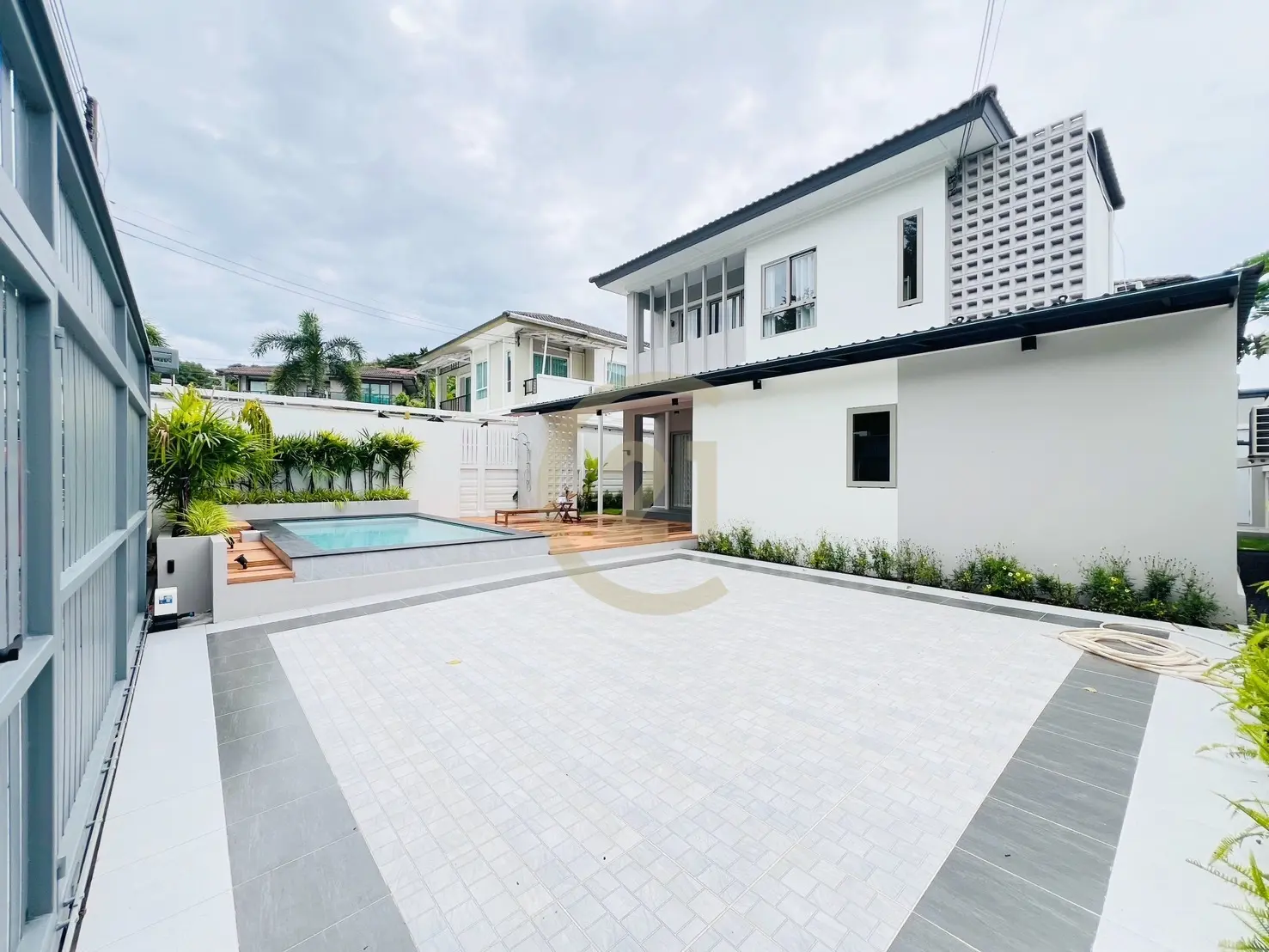 4 Bedroom Villa for Sale in Kathu