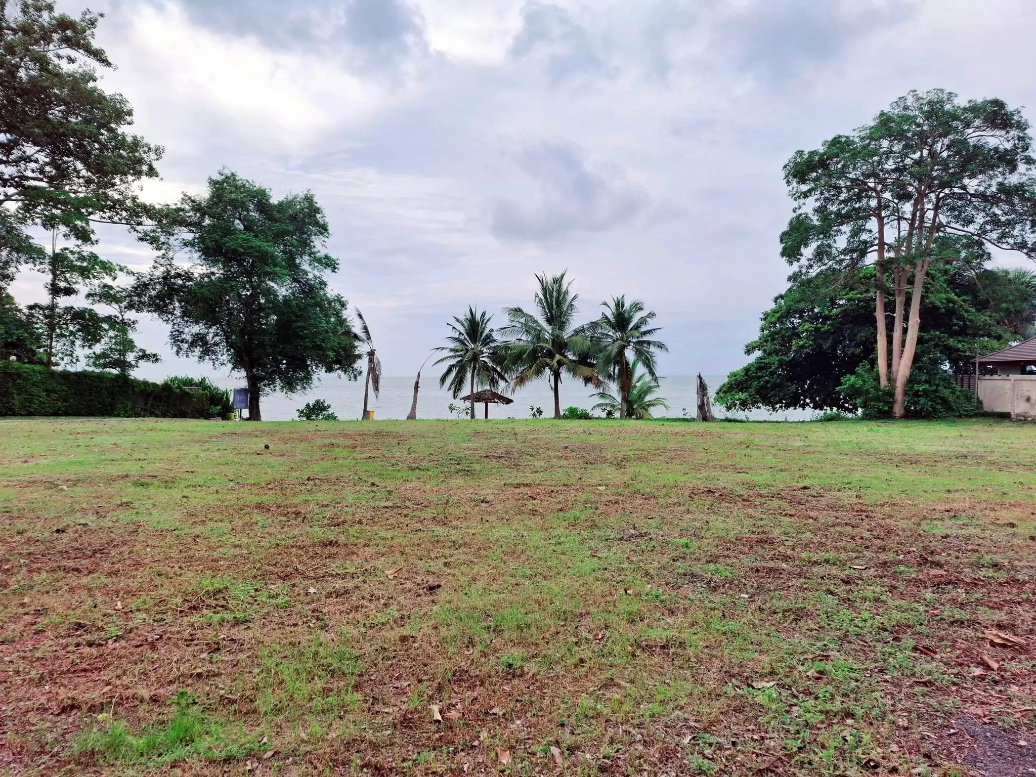 Oceanfront Land with Private Beach Access in Nong Prue, Pattaya
