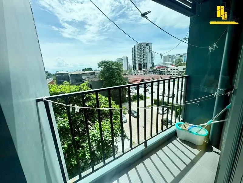 Cozy 1-Bed Condo with Balcony and Smart Layout in Nong Prue, Pattaya