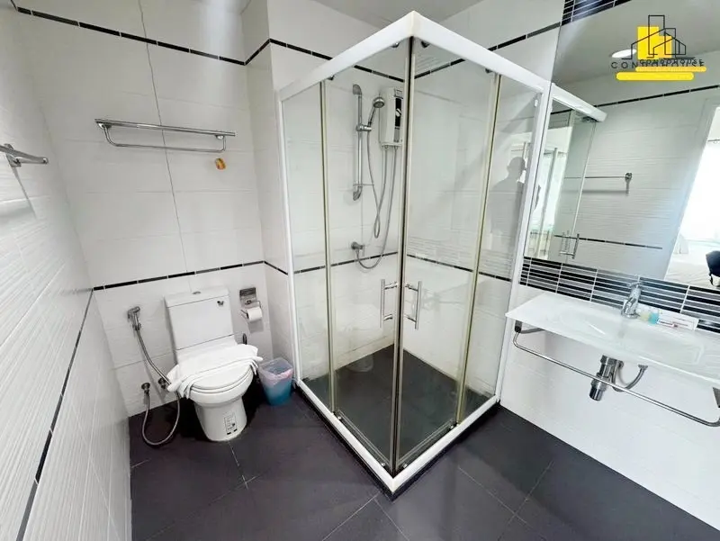 Cozy 1-Bed Condo with Balcony and Smart Layout in Nong Prue, Pattaya