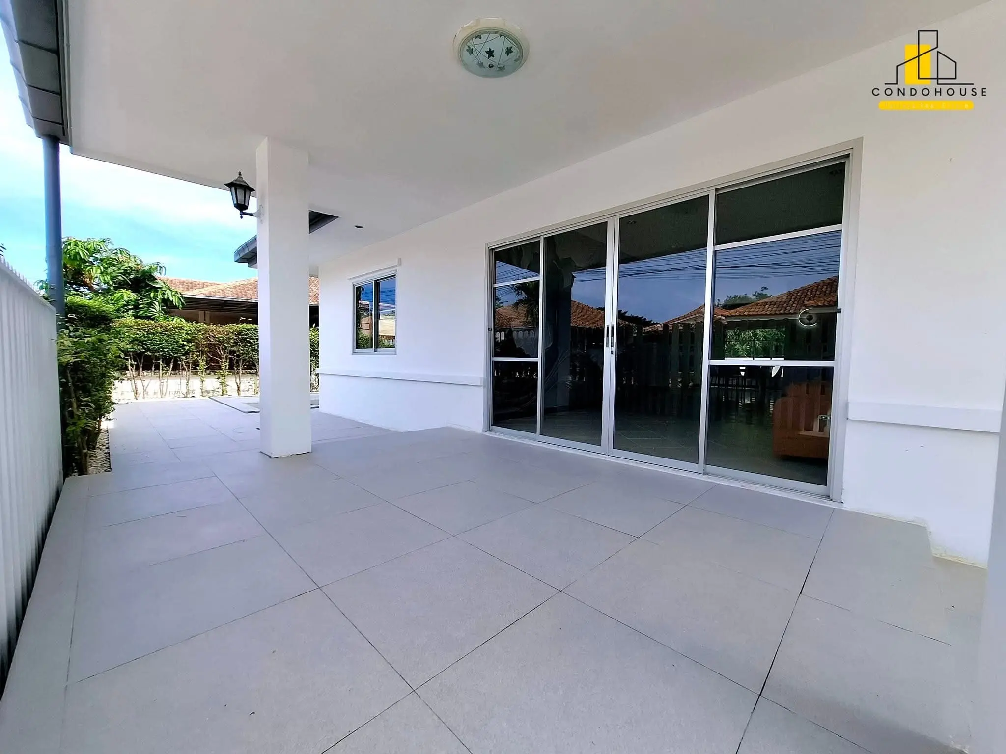 Comfortable 3-Bedroom Single-Story House with Pool in Quiet Nong Prue Corner Lot