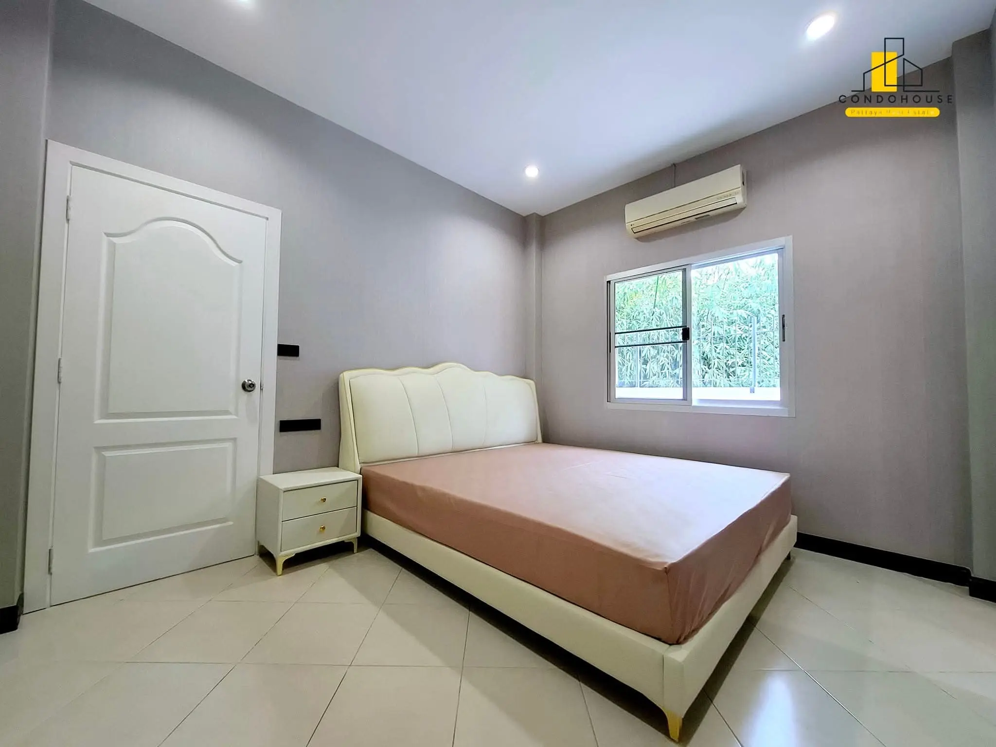 Comfortable 3-Bedroom Single-Story House with Pool in Quiet Nong Prue Corner Lot