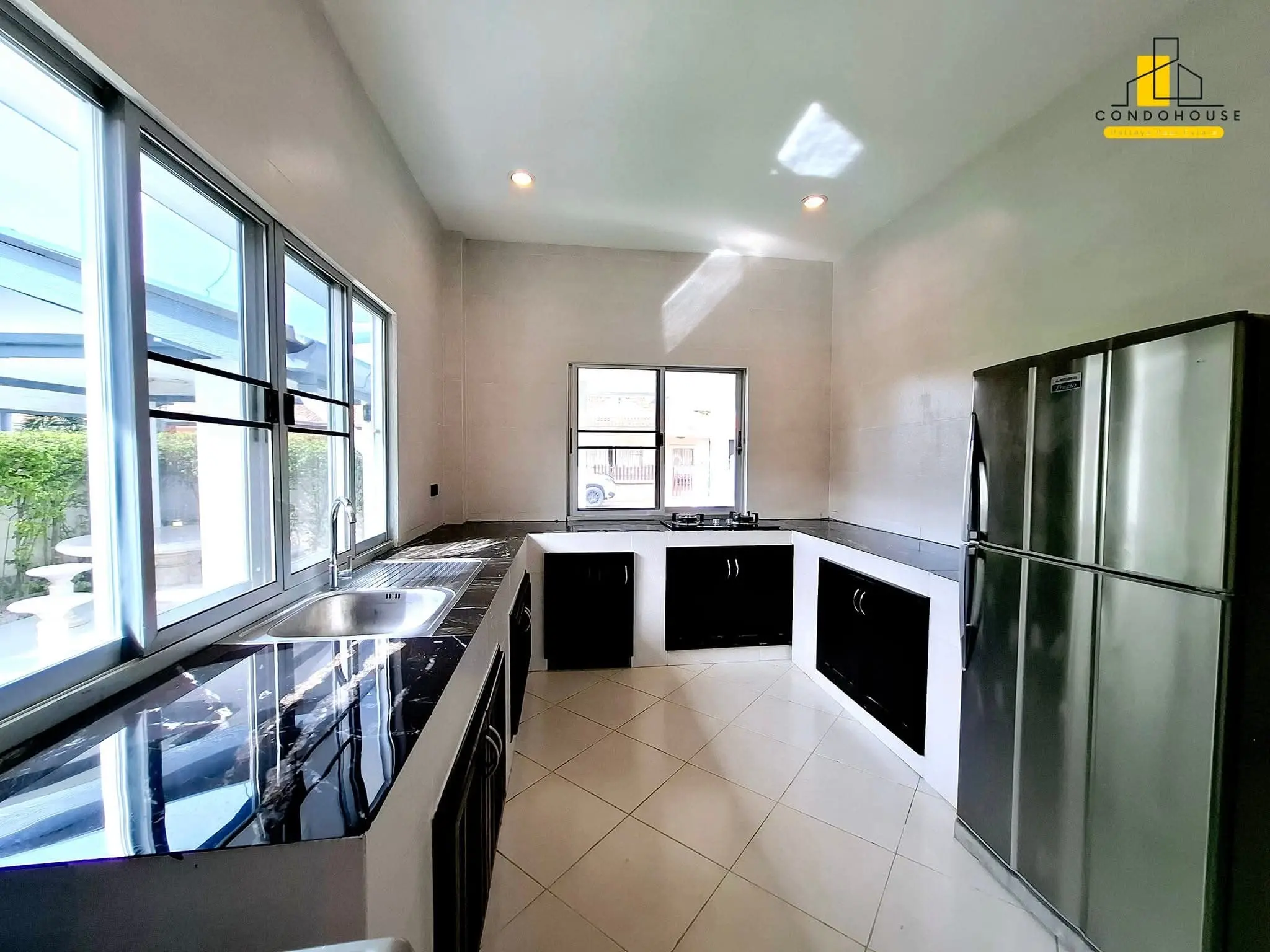 Comfortable 3-Bedroom Single-Story House with Pool in Quiet Nong Prue Corner Lot