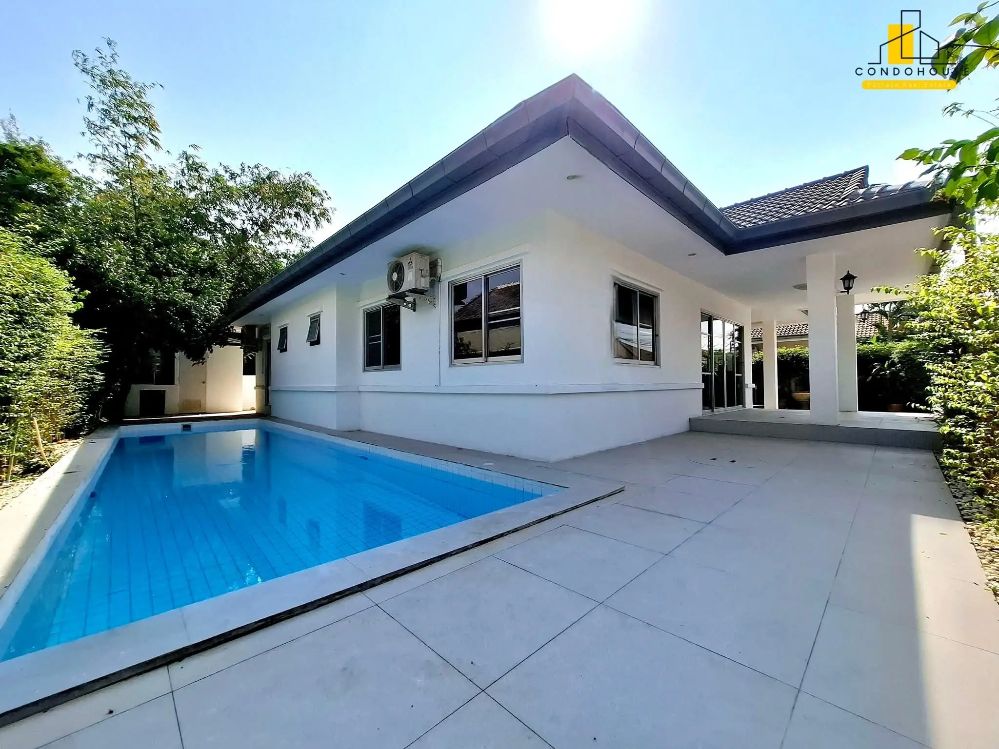 Comfortable 3-Bedroom Single-Story House with Pool in Quiet Nong Prue Corner Lot