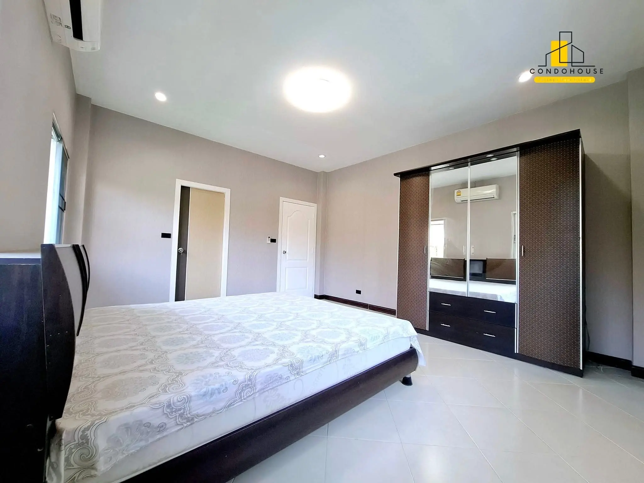 Comfortable 3-Bedroom Single-Story House with Pool in Quiet Nong Prue Corner Lot