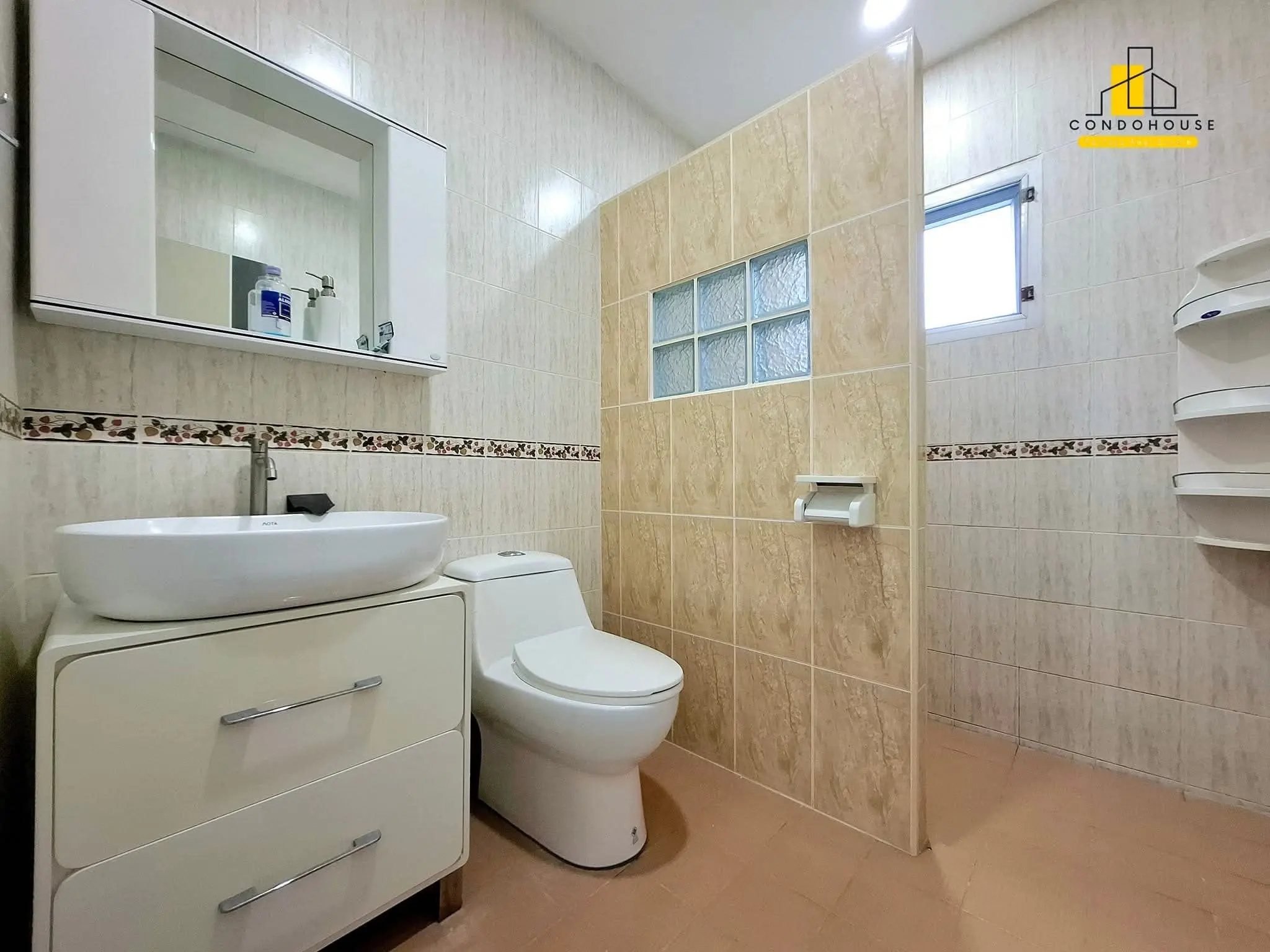 Comfortable 3-Bedroom Single-Story House with Pool in Quiet Nong Prue Corner Lot