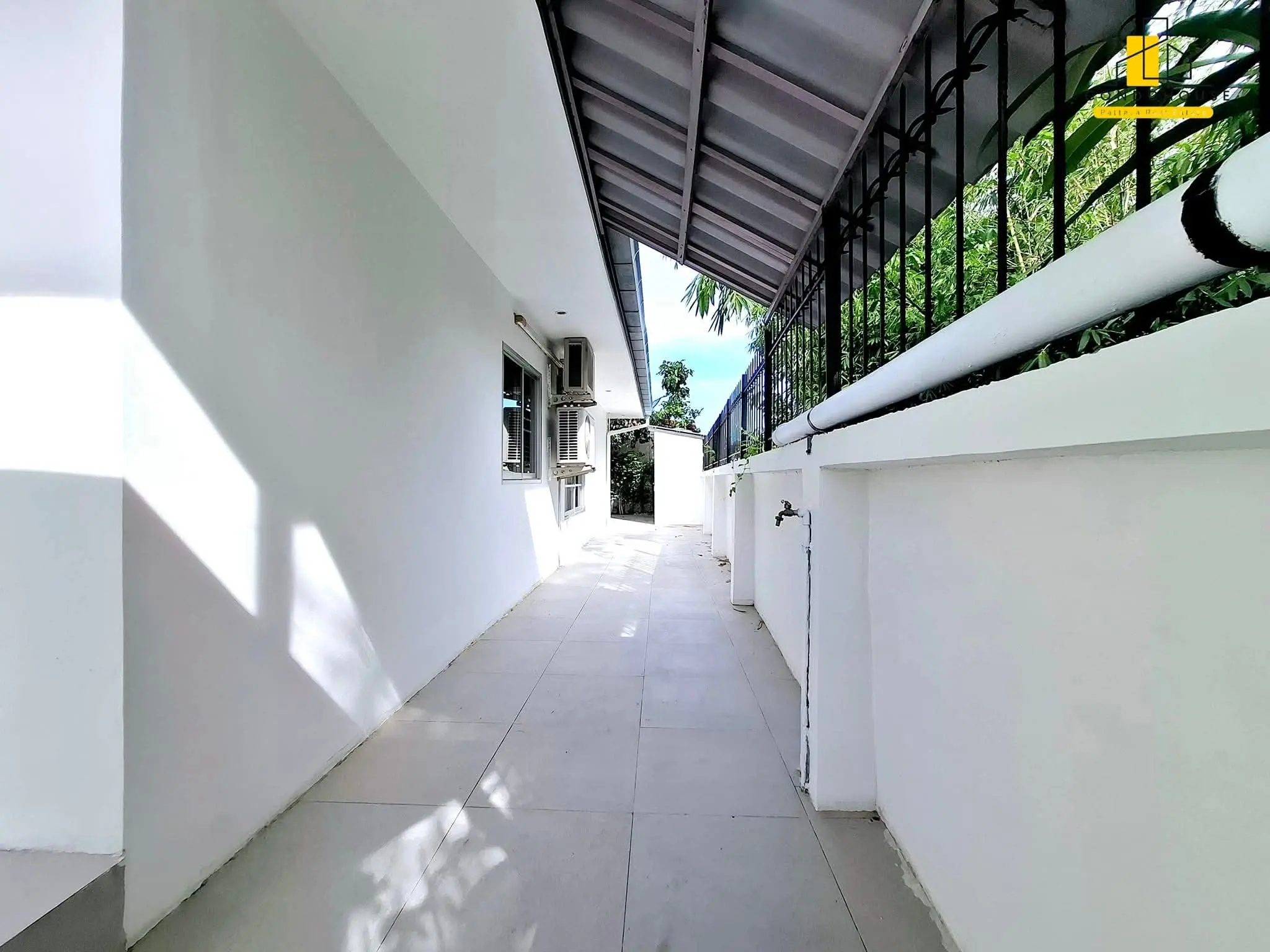Comfortable 3-Bedroom Single-Story House with Pool in Quiet Nong Prue Corner Lot