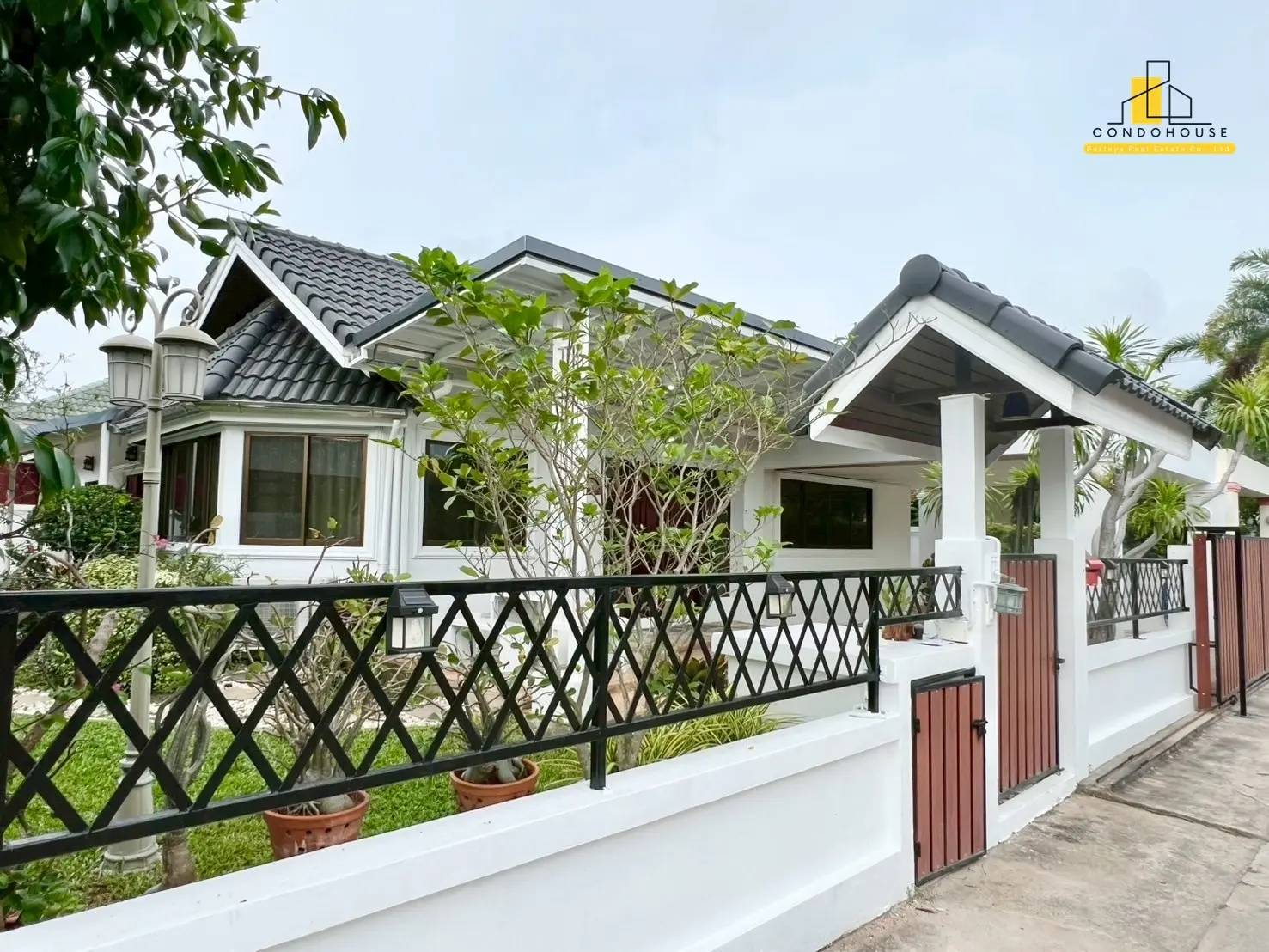 หมู่บ้านสยามเพลส