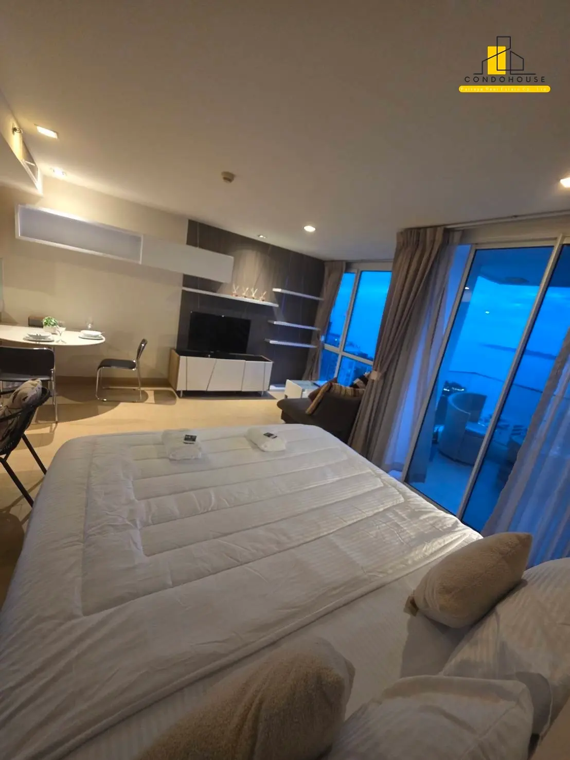 The Cliff Residence Condo
