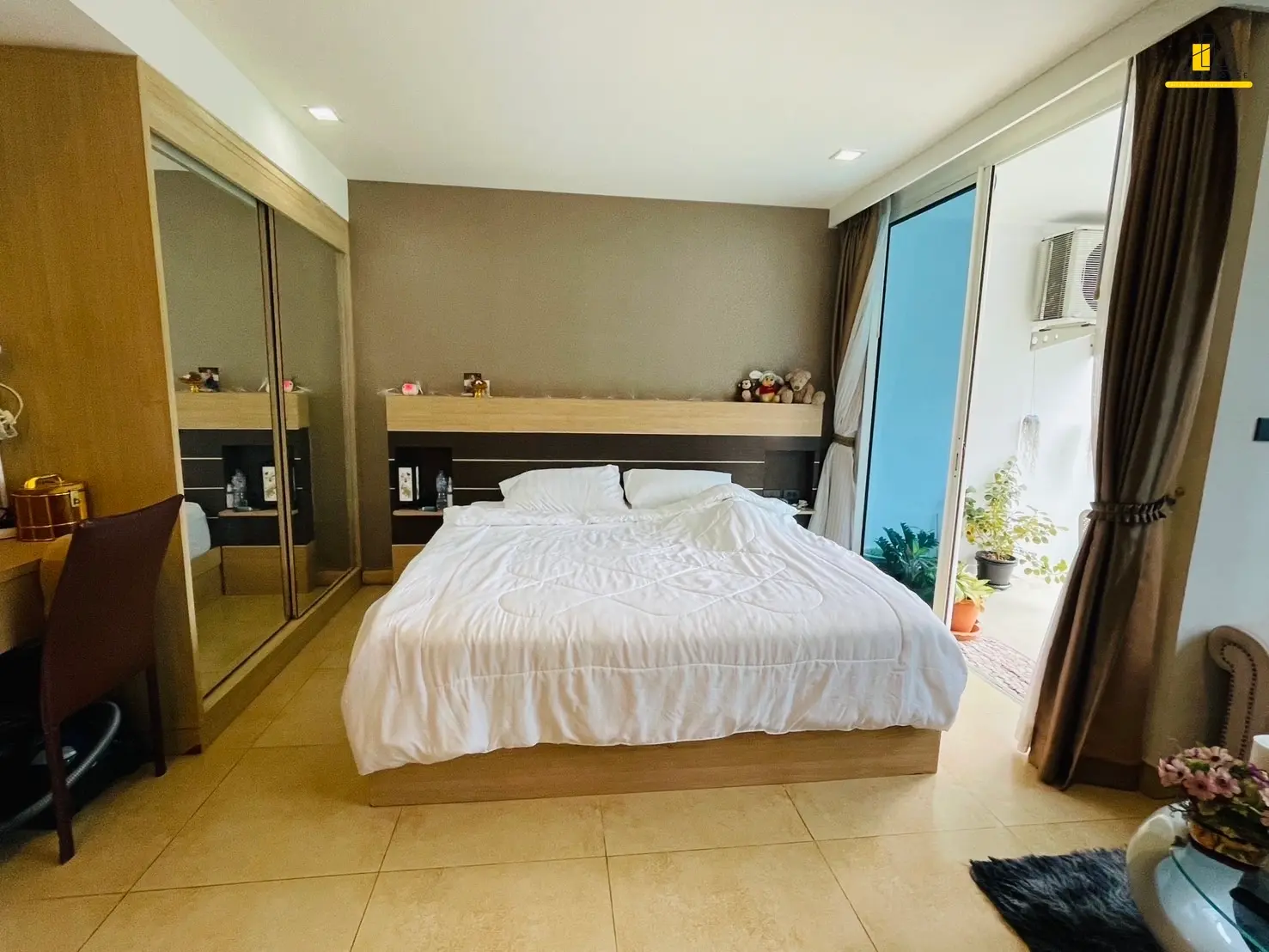 The Cliff Residence Condo