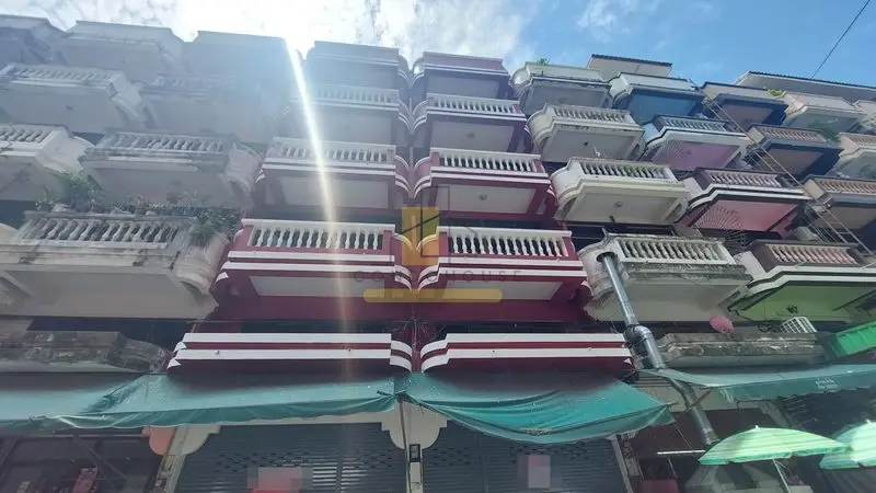 Commercial Jomtien Beach