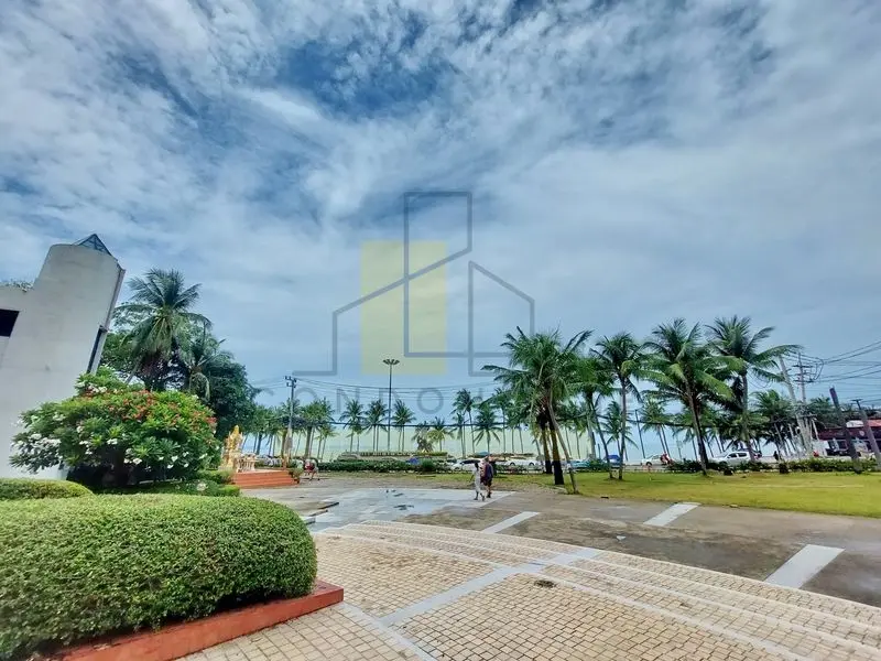 Jomtien Plaza Condotel