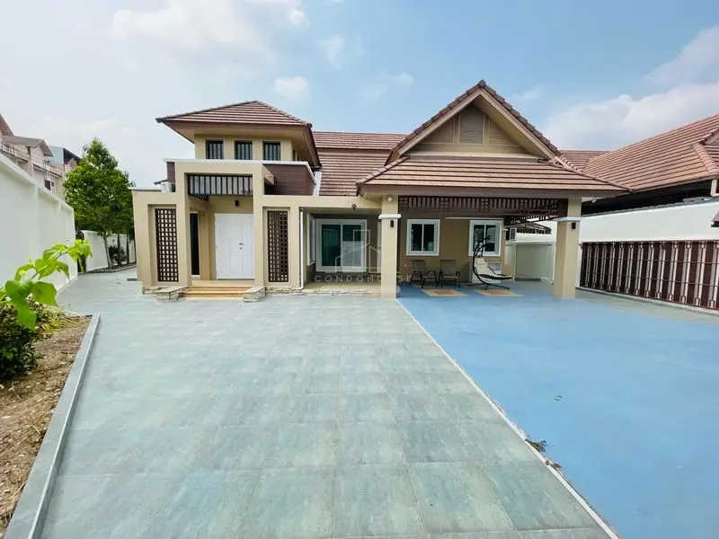 Baan Ngam Charoen Village
