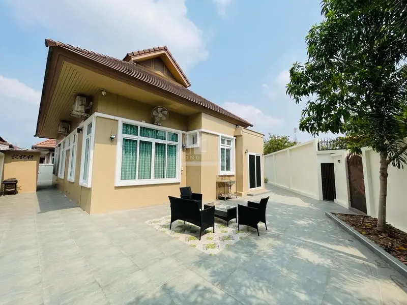 Baan Ngam Charoen Village
